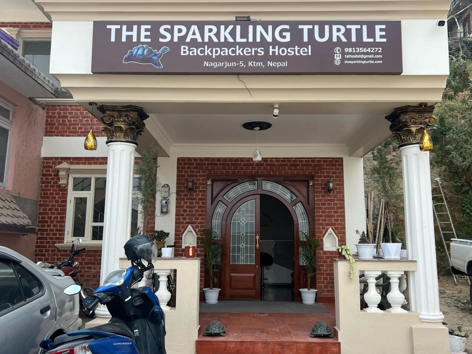 The Sparkling Turtle Backpackers Hostel Kathmandu Exteriör bild