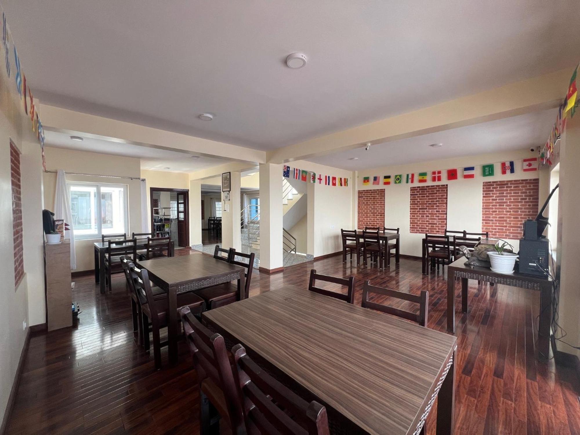 The Sparkling Turtle Backpackers Hostel Kathmandu Exteriör bild