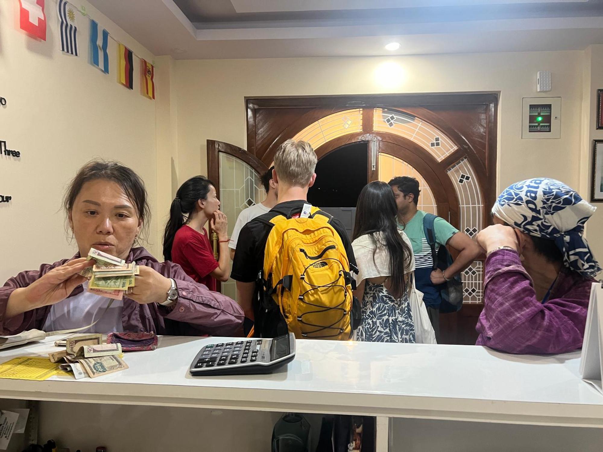 The Sparkling Turtle Backpackers Hostel Kathmandu Exteriör bild