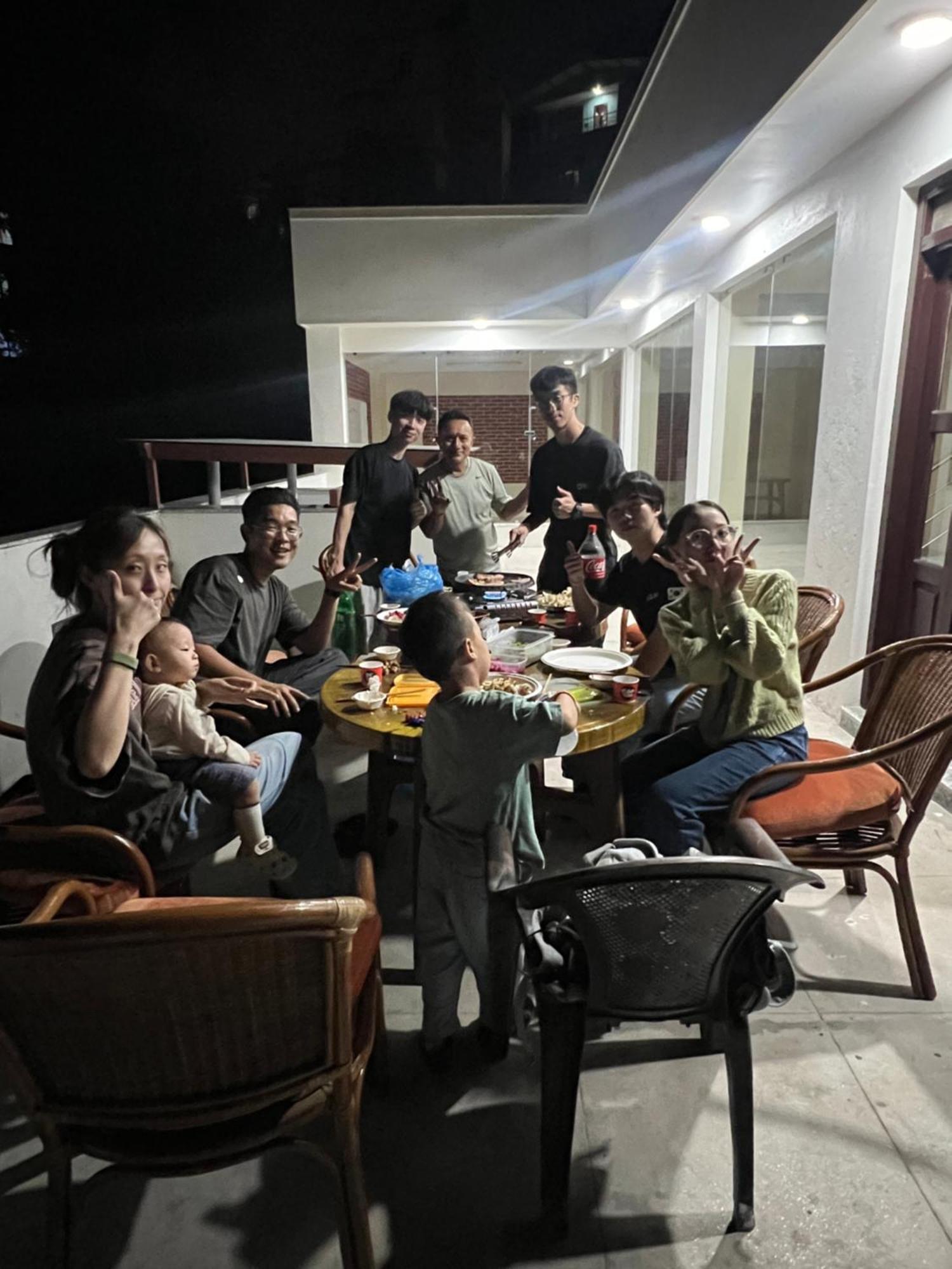 The Sparkling Turtle Backpackers Hostel Kathmandu Exteriör bild